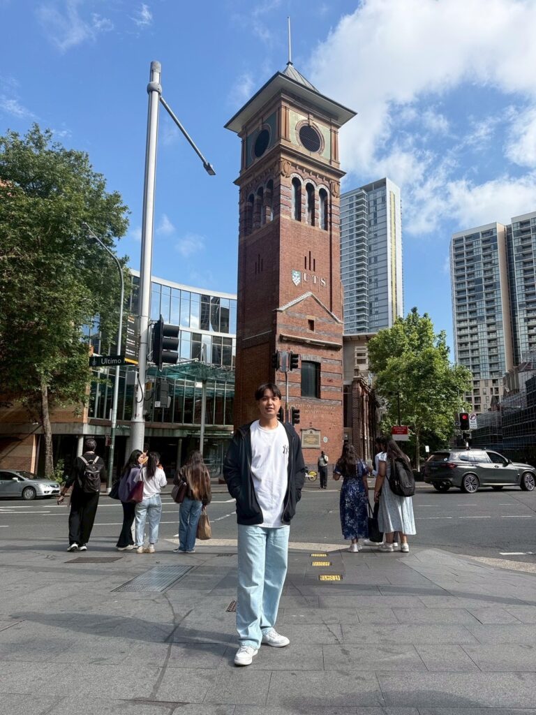 2Jirayus Kuhathong (น้องอัส) โรงเรียน ILSC - Sydney