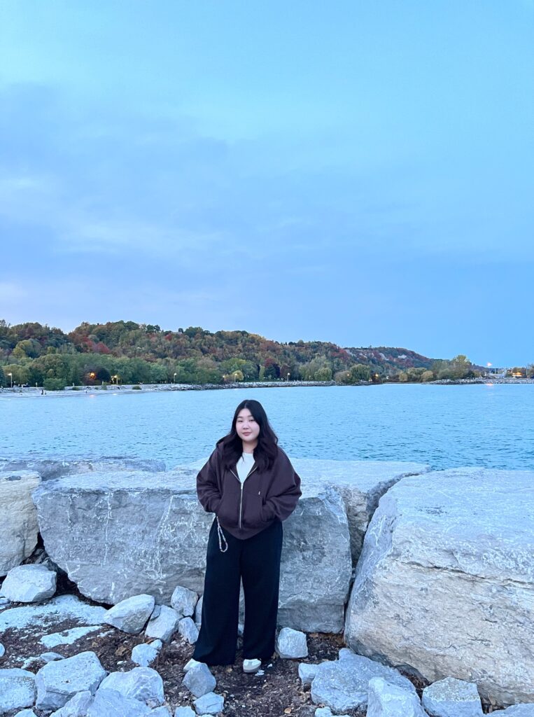 5Daravanh Phoumsavanh (น้องบุ๋งบิ๋ง) ILSC Toronto